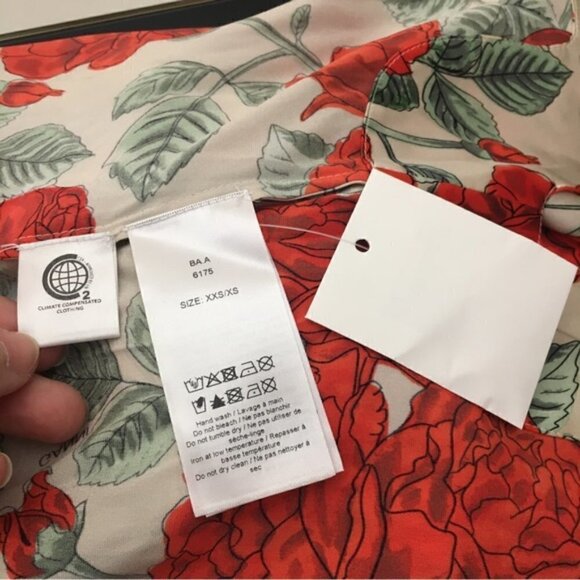 Ganni Rose Print Oversized Tie-Neck Stretch-Silk Blouse - Picture 13 of 15